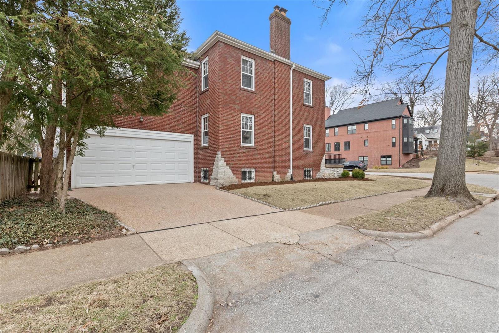 Alta Dena - Residential