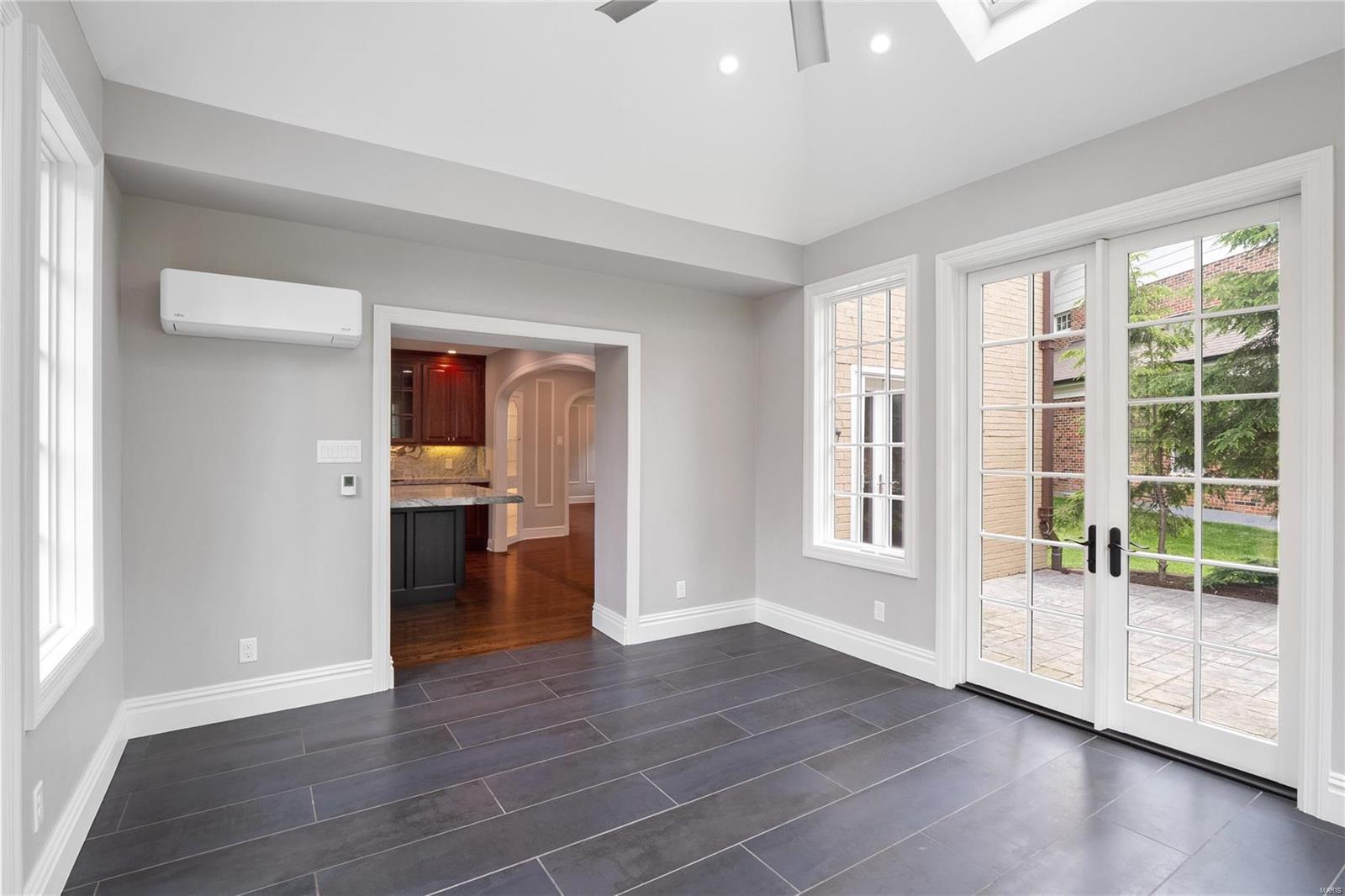 Lake Forest - Residential