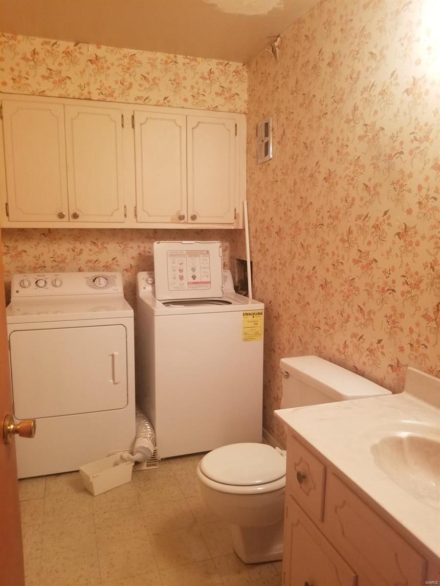 Hazelcrest III Condo - Residential