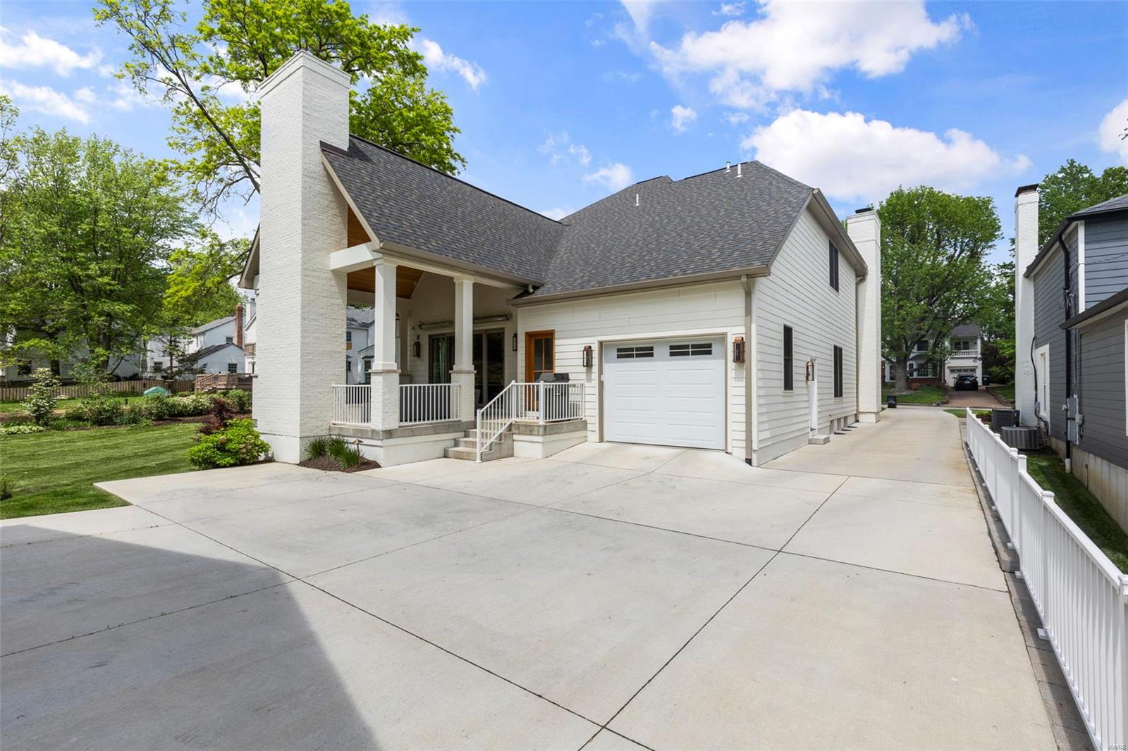 Woodlawn Terrace Lt 29 & Public Service - Residential