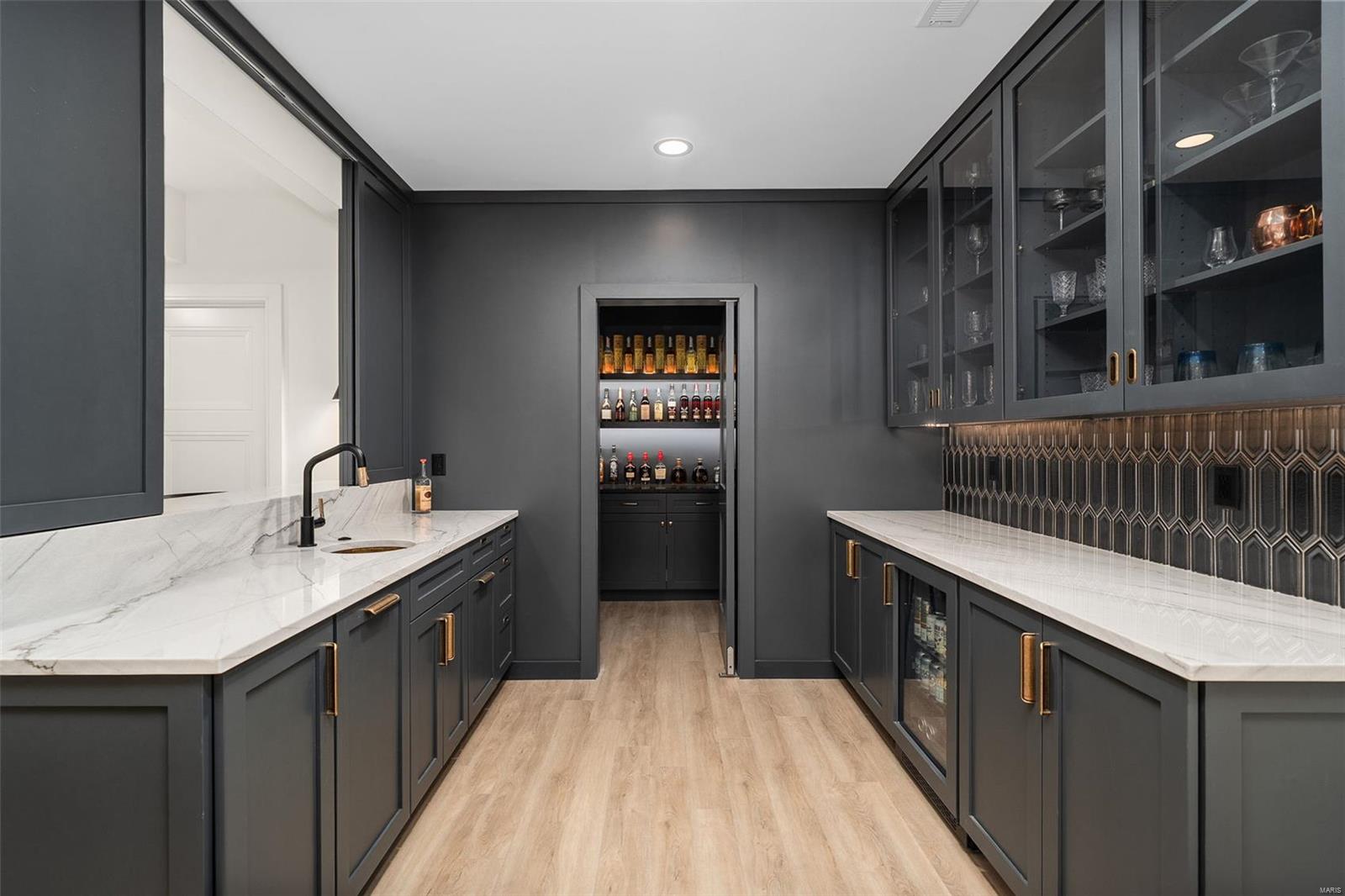 Woodlawn Terrace Lt 29 & Public Service - Residential