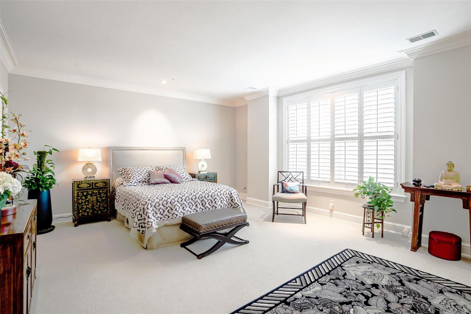 The Residence Condominiums - Residential