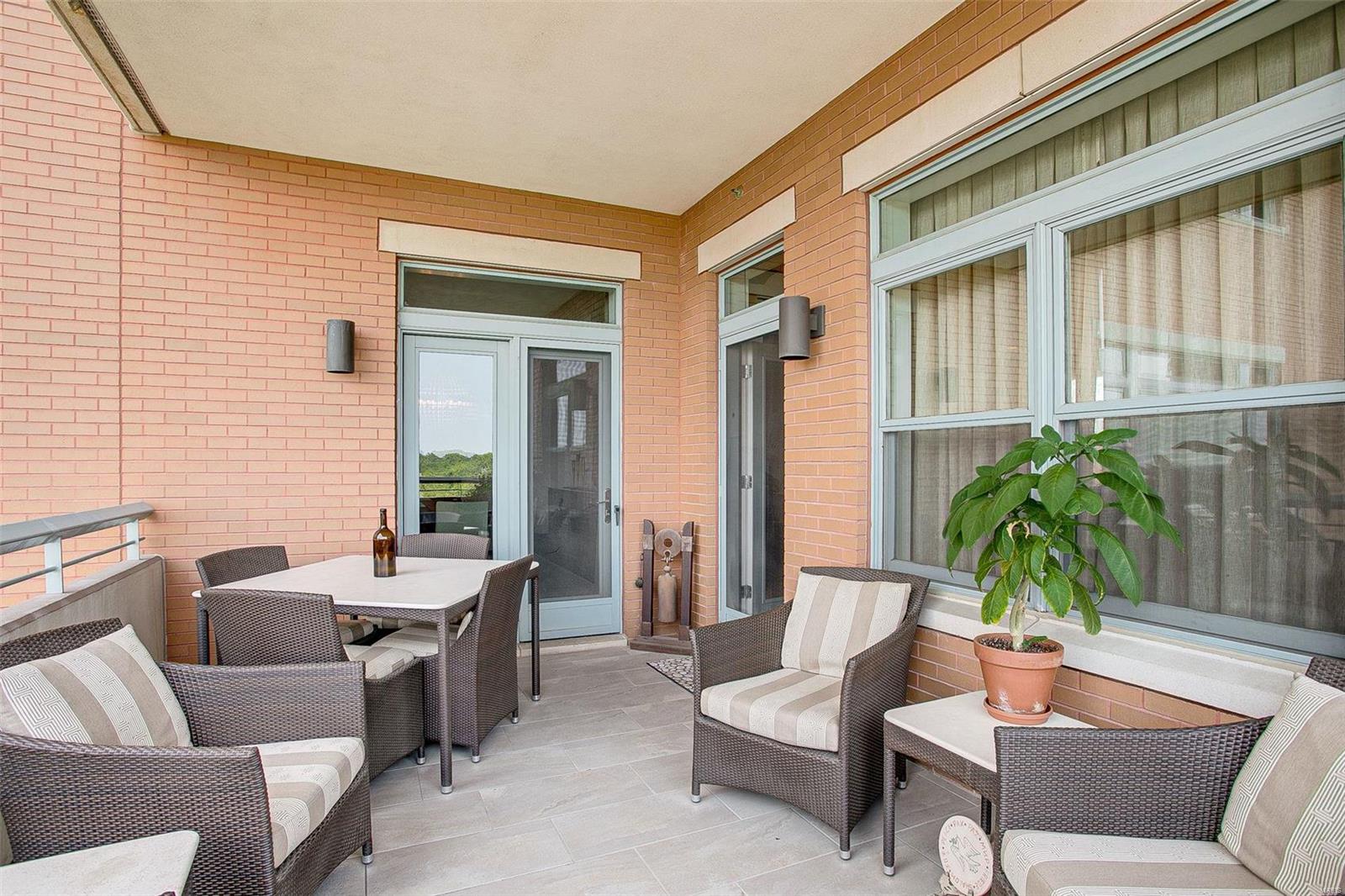 The Residence Condominiums - Residential