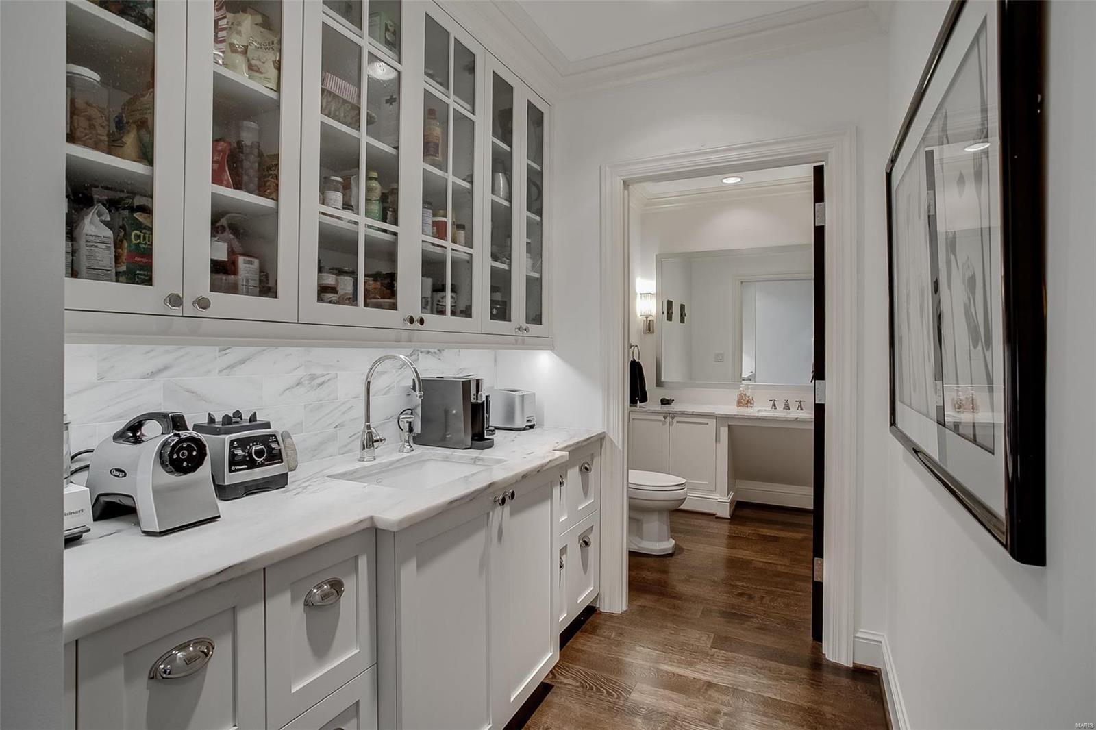 The Residence Condominiums - Residential