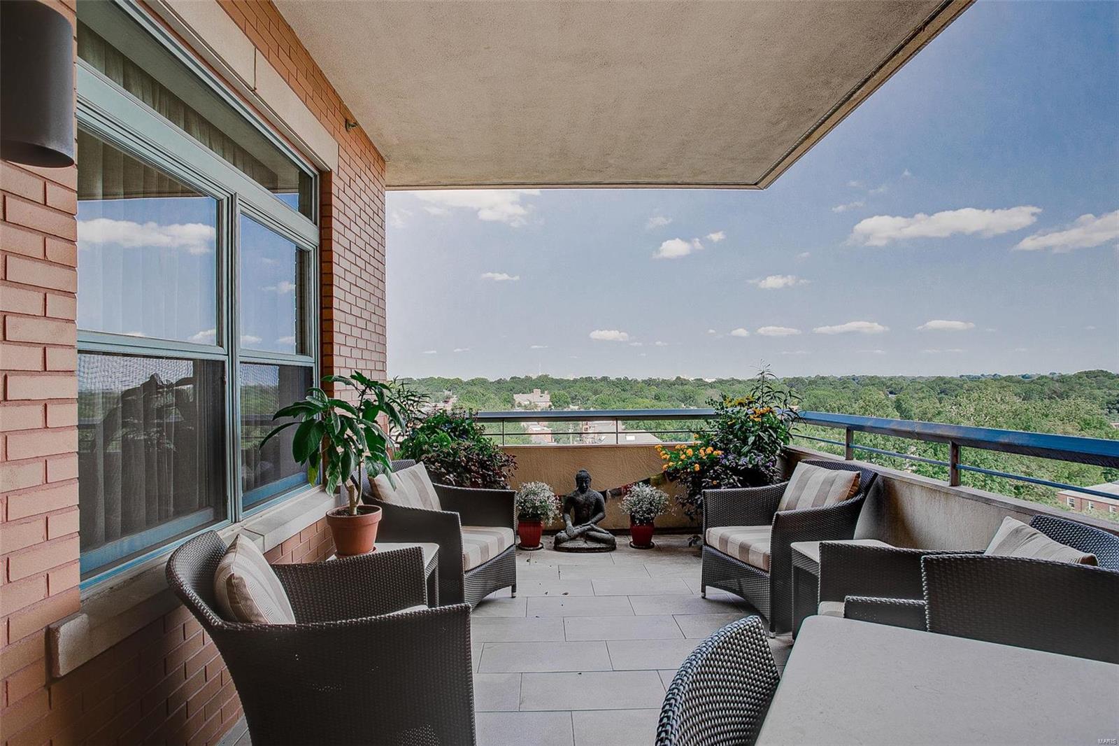 The Residence Condominiums - Residential