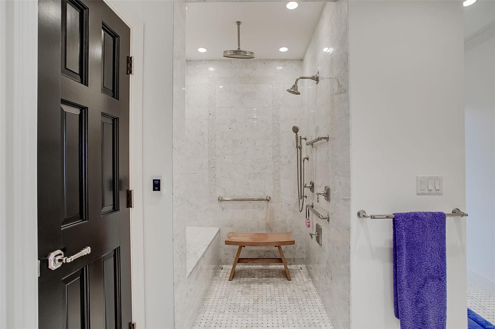 The Residence Condominiums - Residential