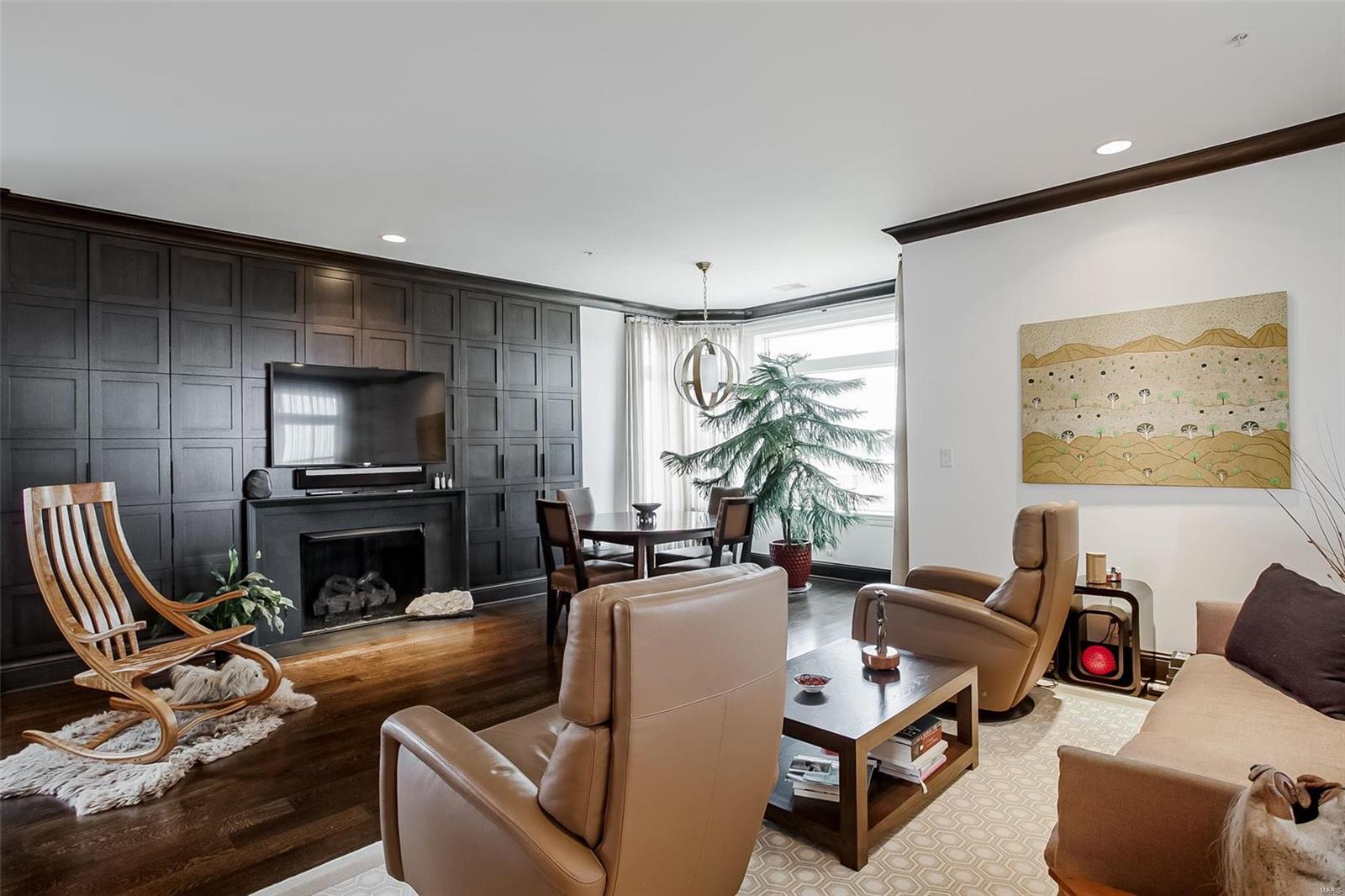 The Residence Condominiums - Residential