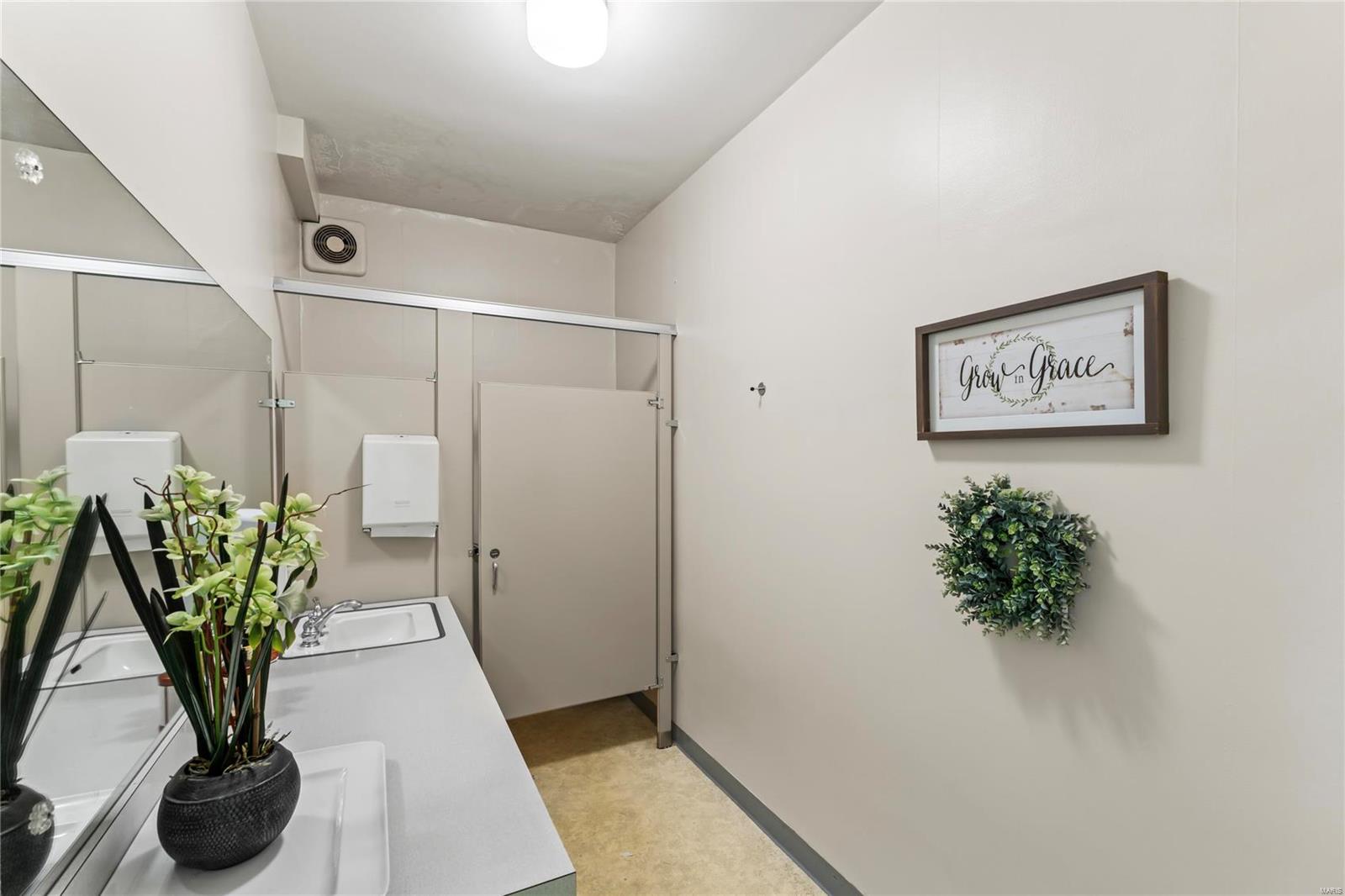 Wedgewood Terrace Lts 3 Thru 6 & Lt - Commercial Sale