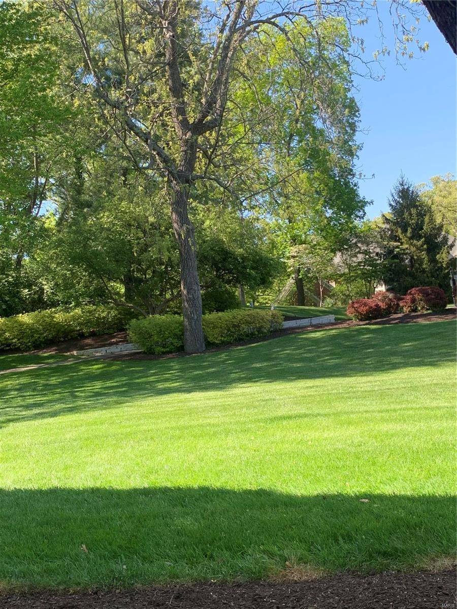 Kingspointe 1 - Residential