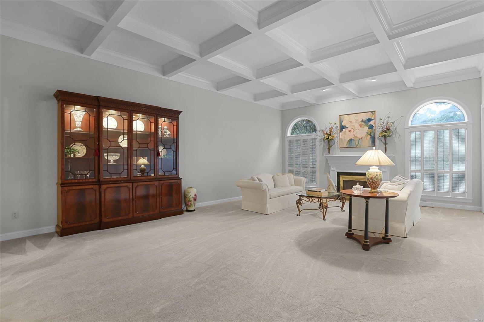 Kingspointe 1 - Residential