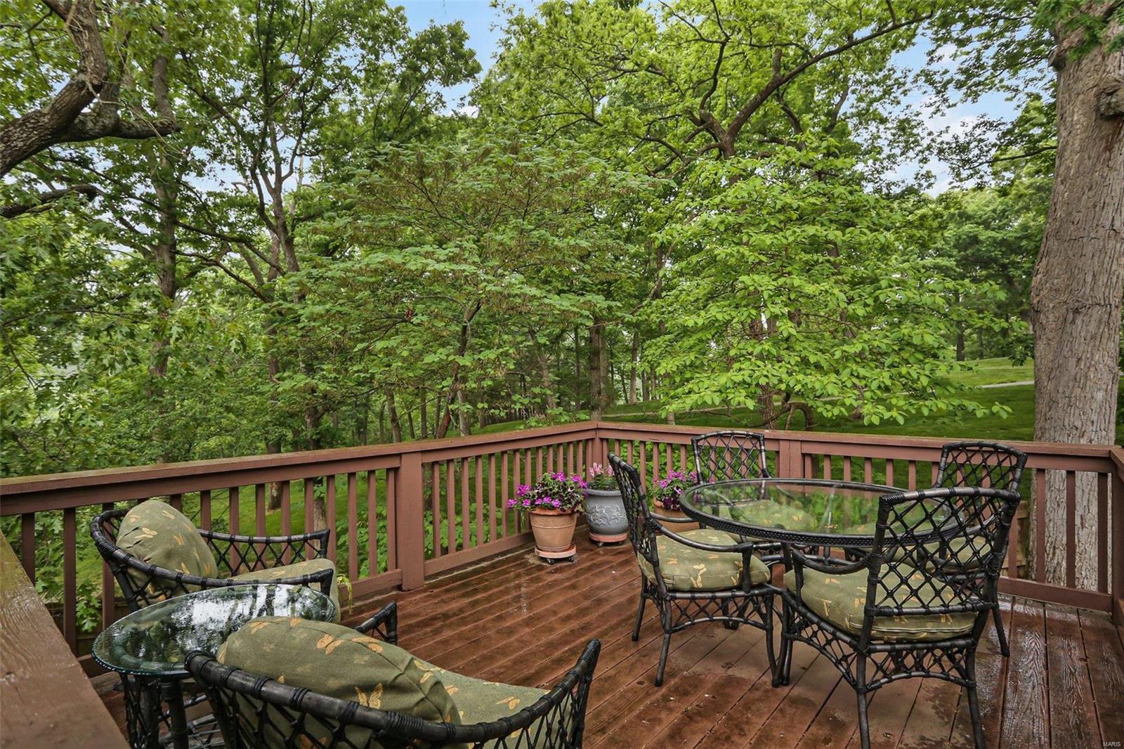 Kingspointe 1 - Residential