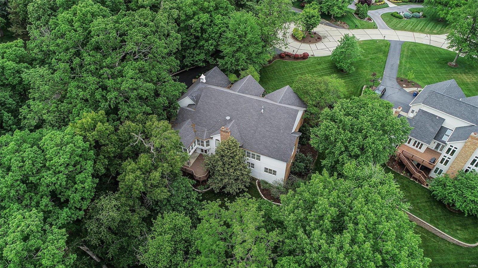 Kingspointe 1 - Residential