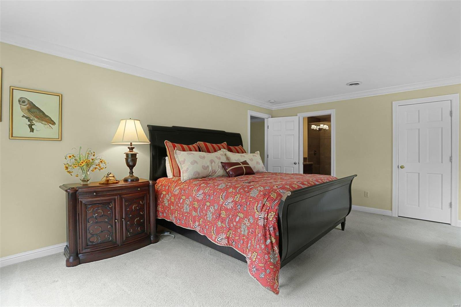 Kingspointe 1 - Residential