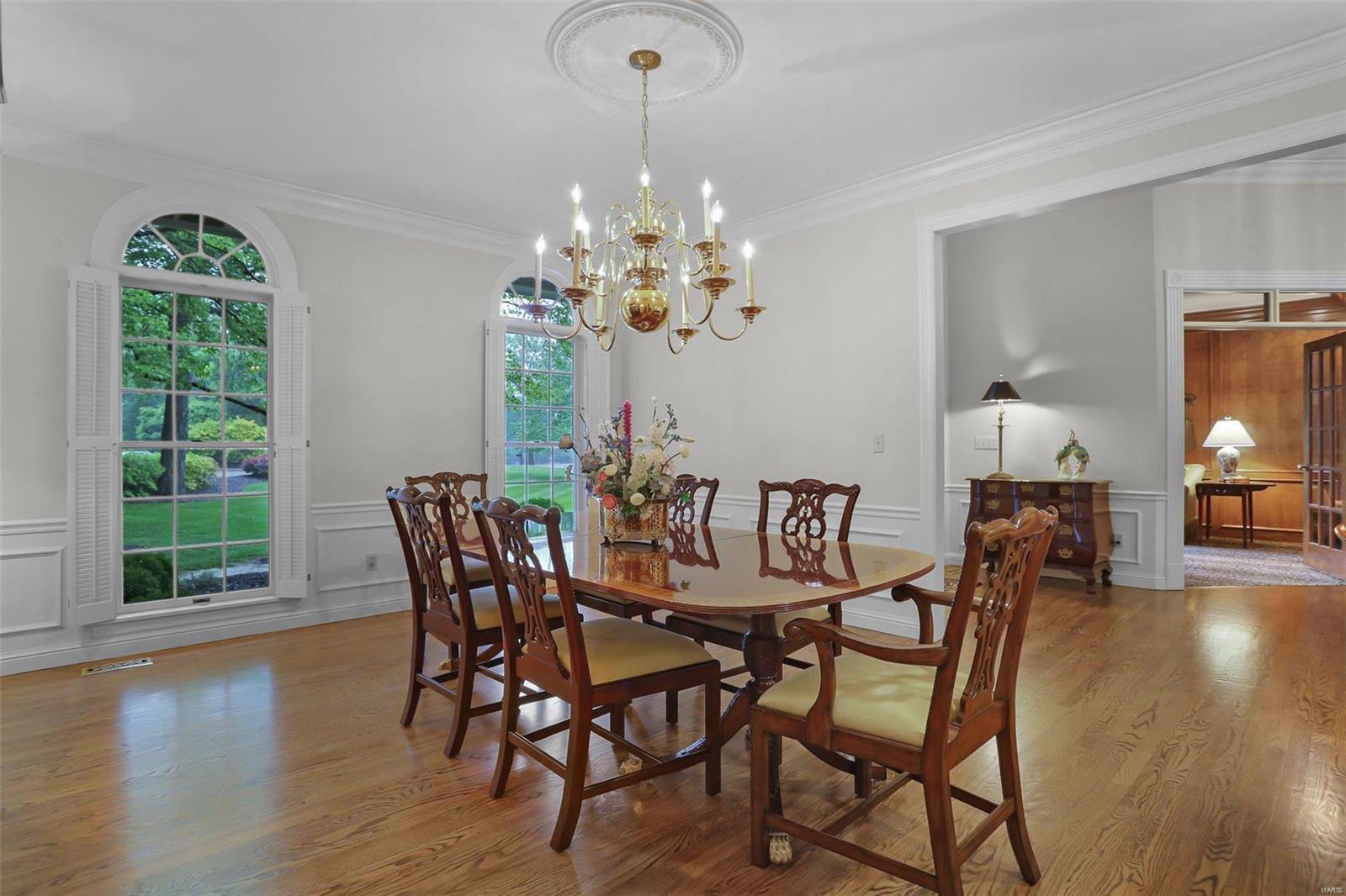 Kingspointe 1 - Residential