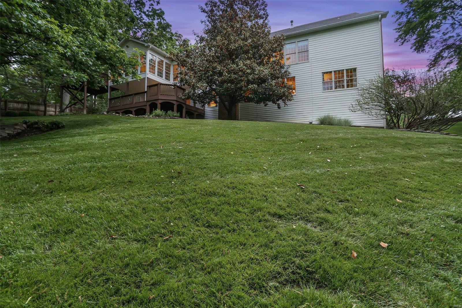 Kingspointe 1 - Residential