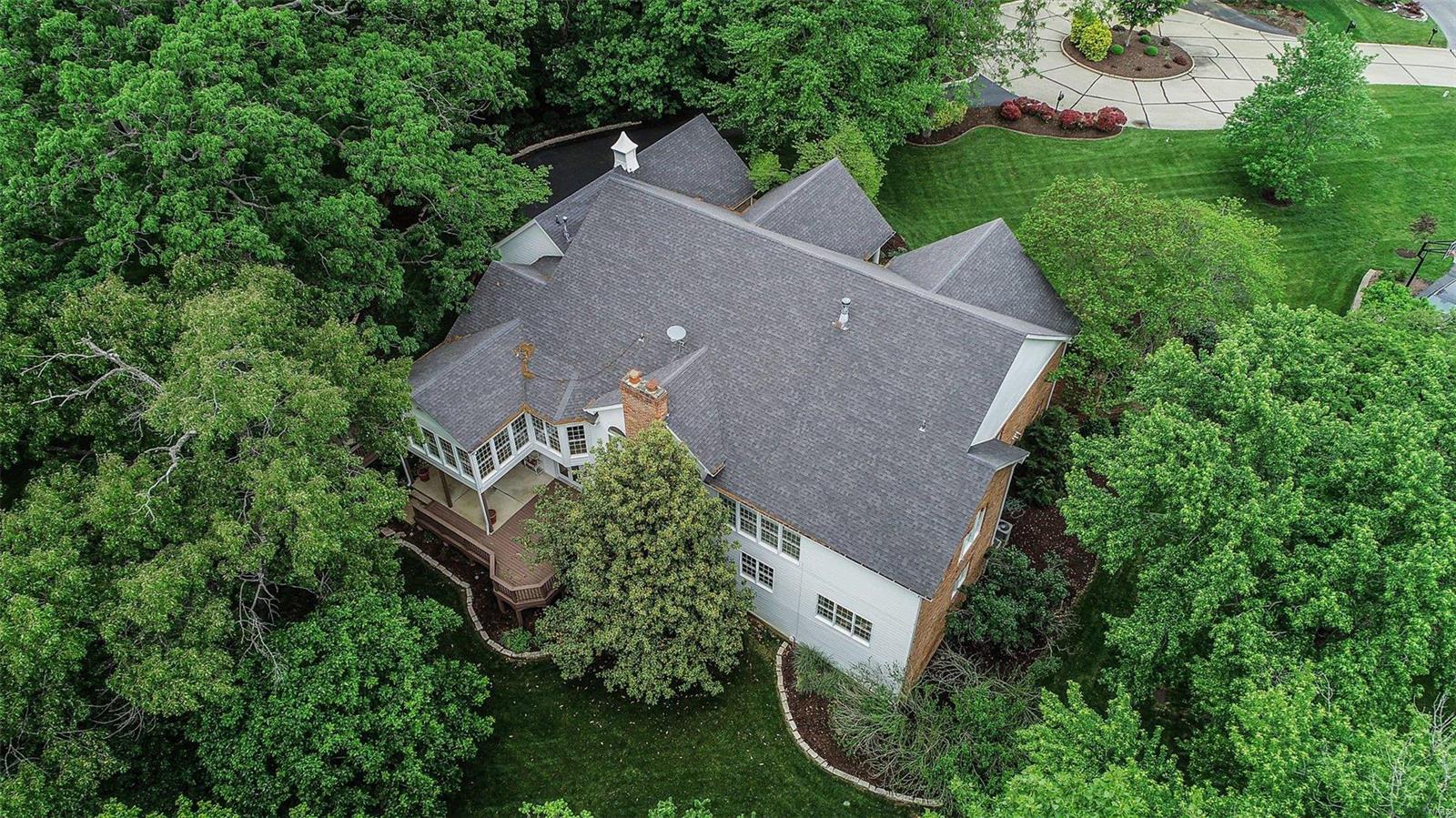 Kingspointe 1 - Residential