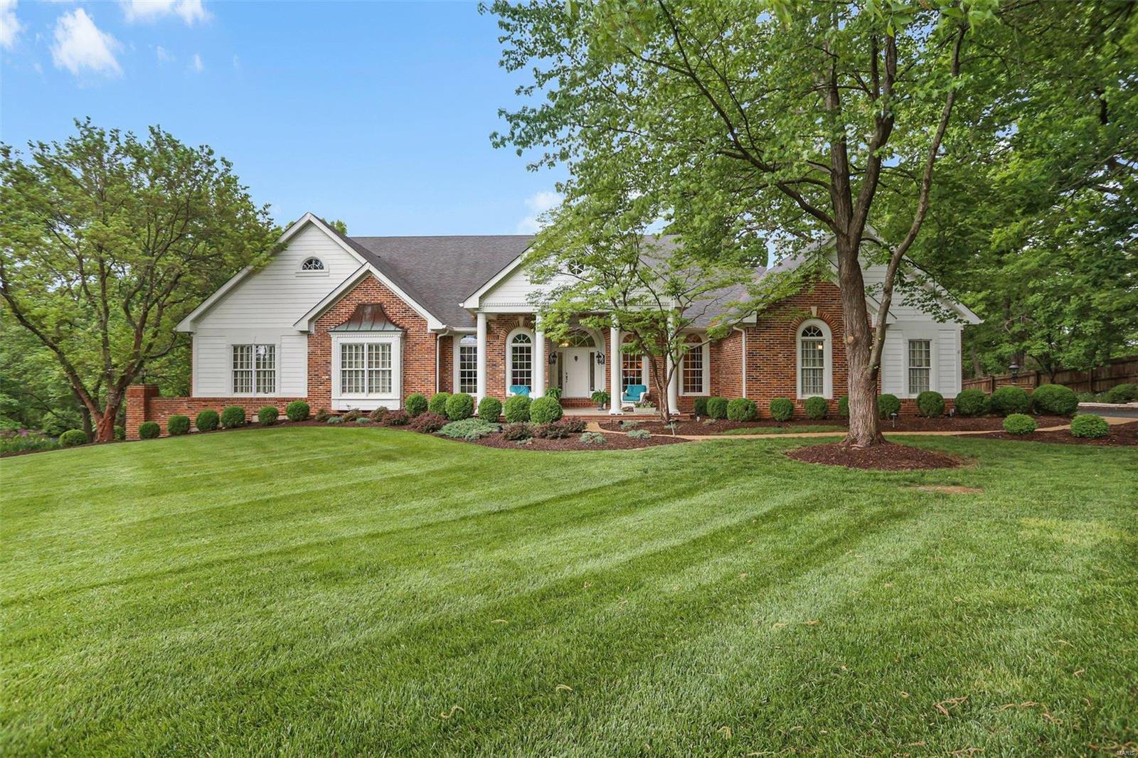 Kingspointe 1 - Residential