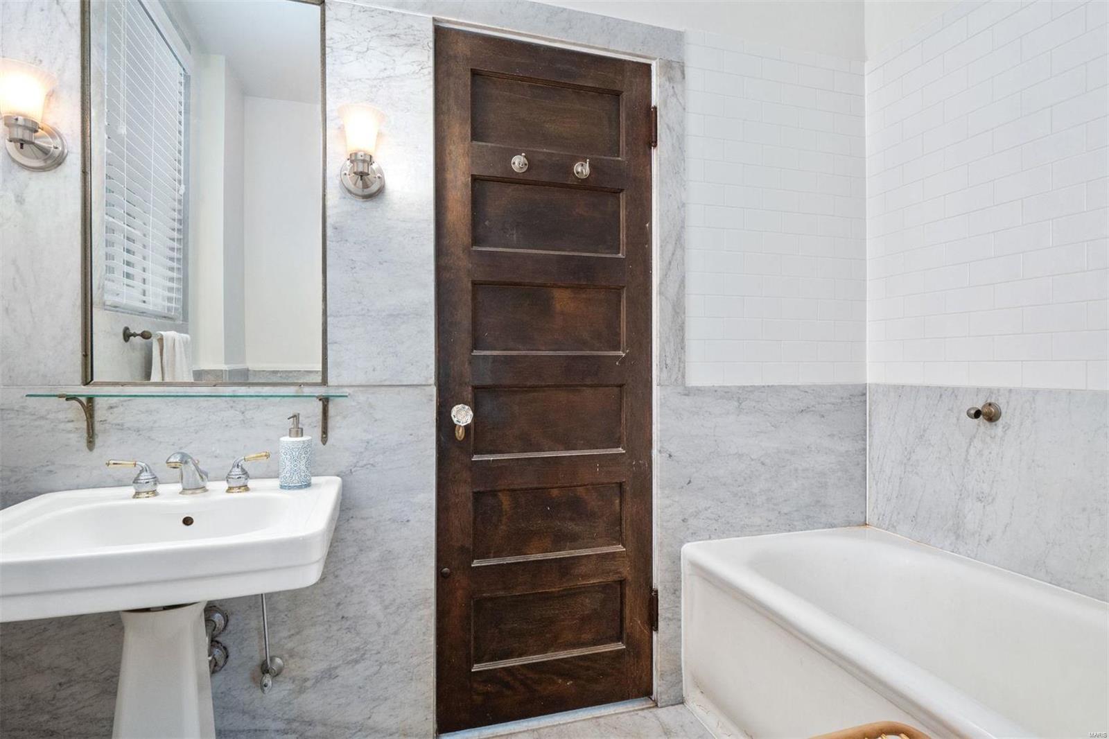 Kingsbury Place Add - Residential