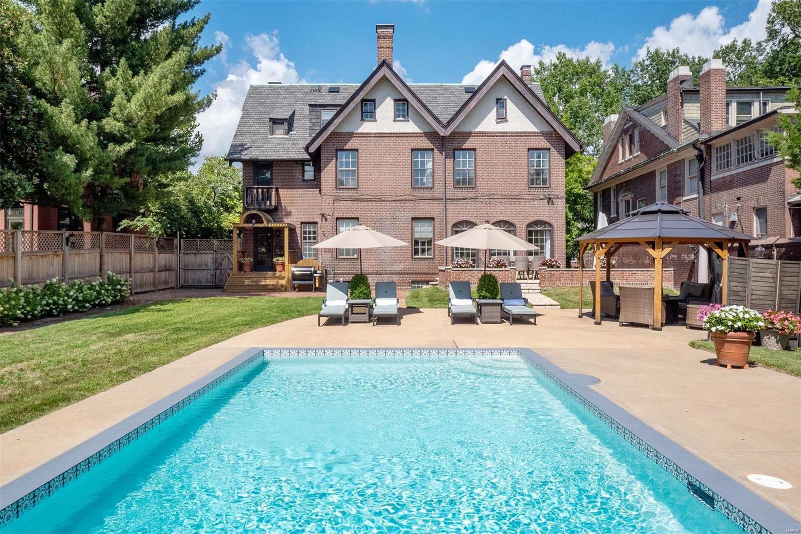 Kingsbury Place Add - Residential