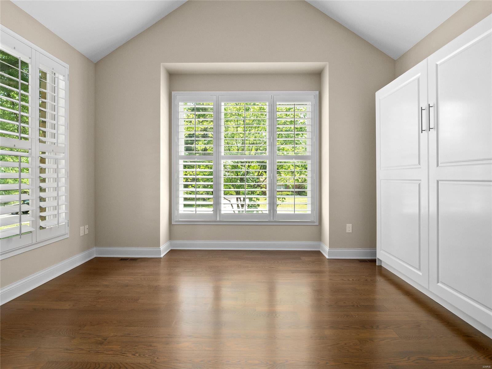 Ladue Crest - Residential