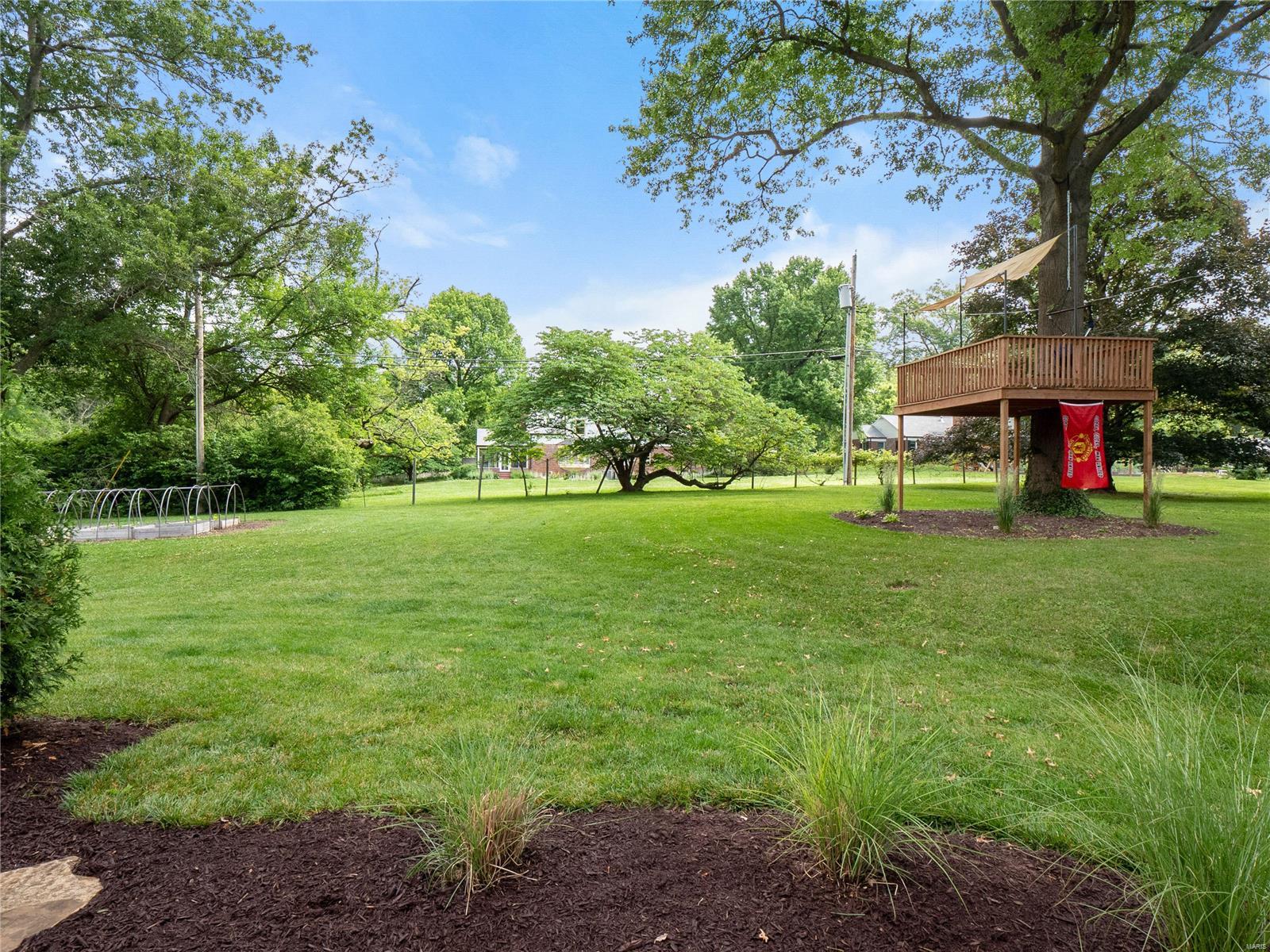 Ladue Crest - Residential