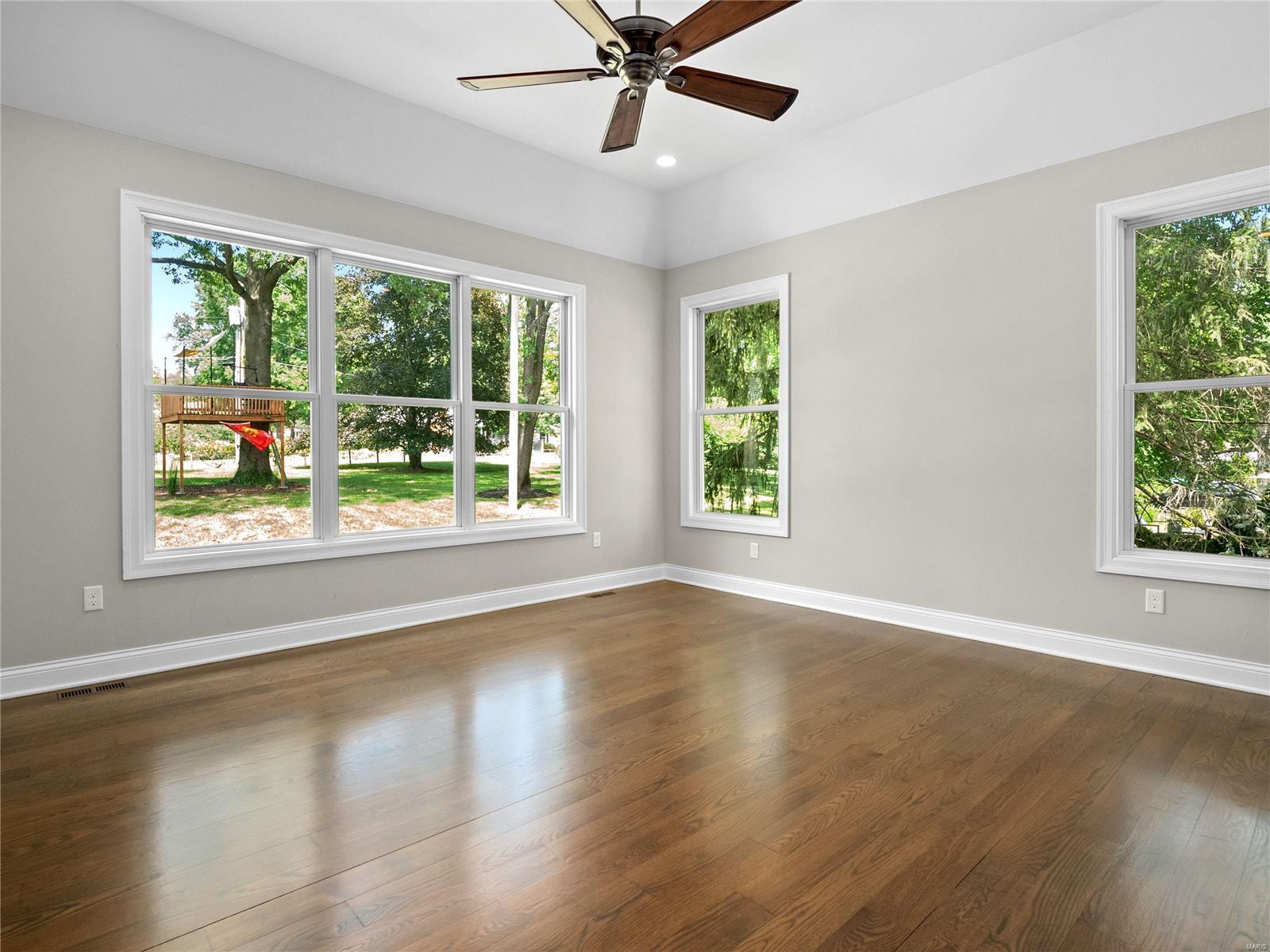 Ladue Crest - Residential