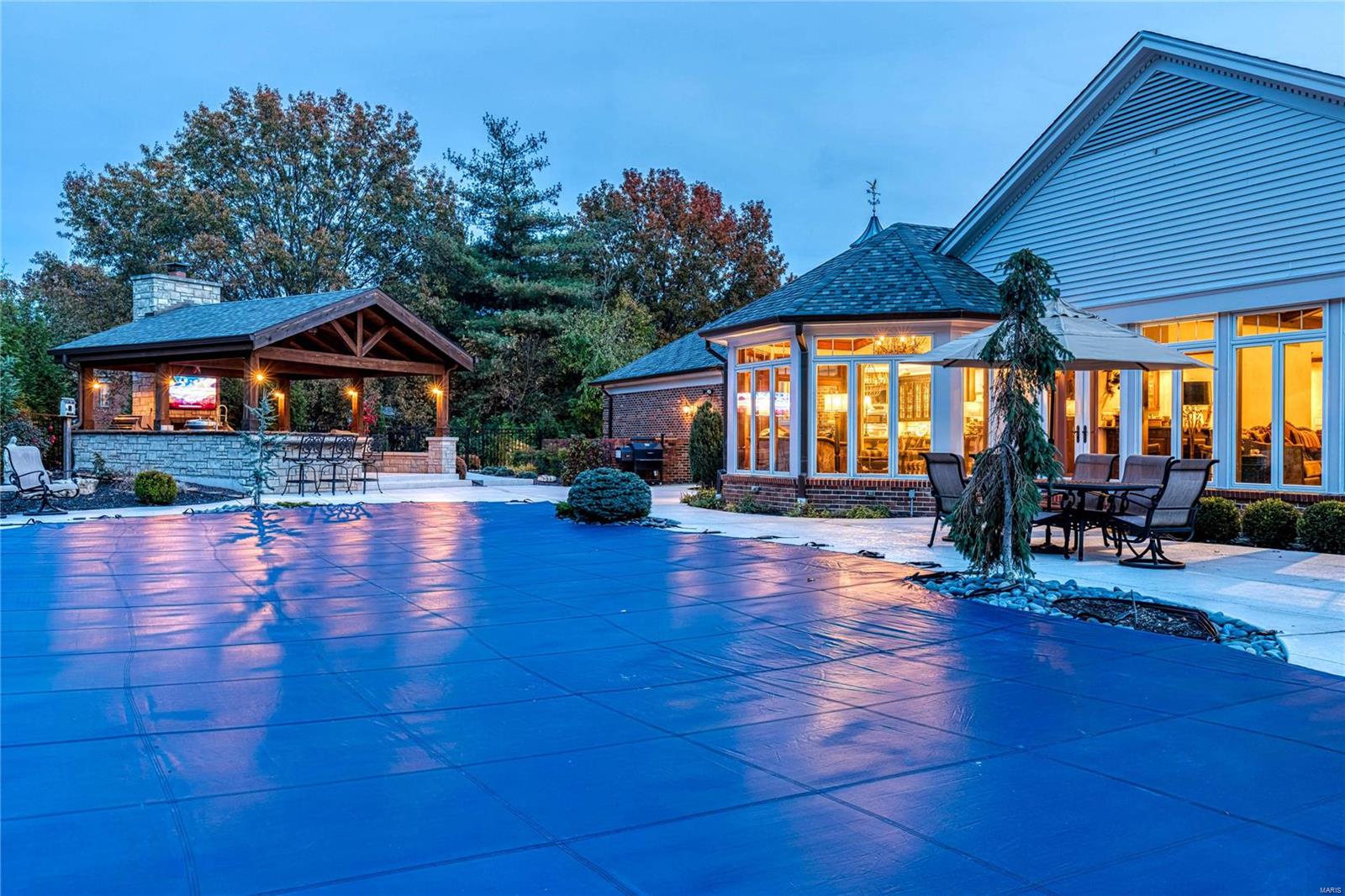 Dubon Lane - Residential