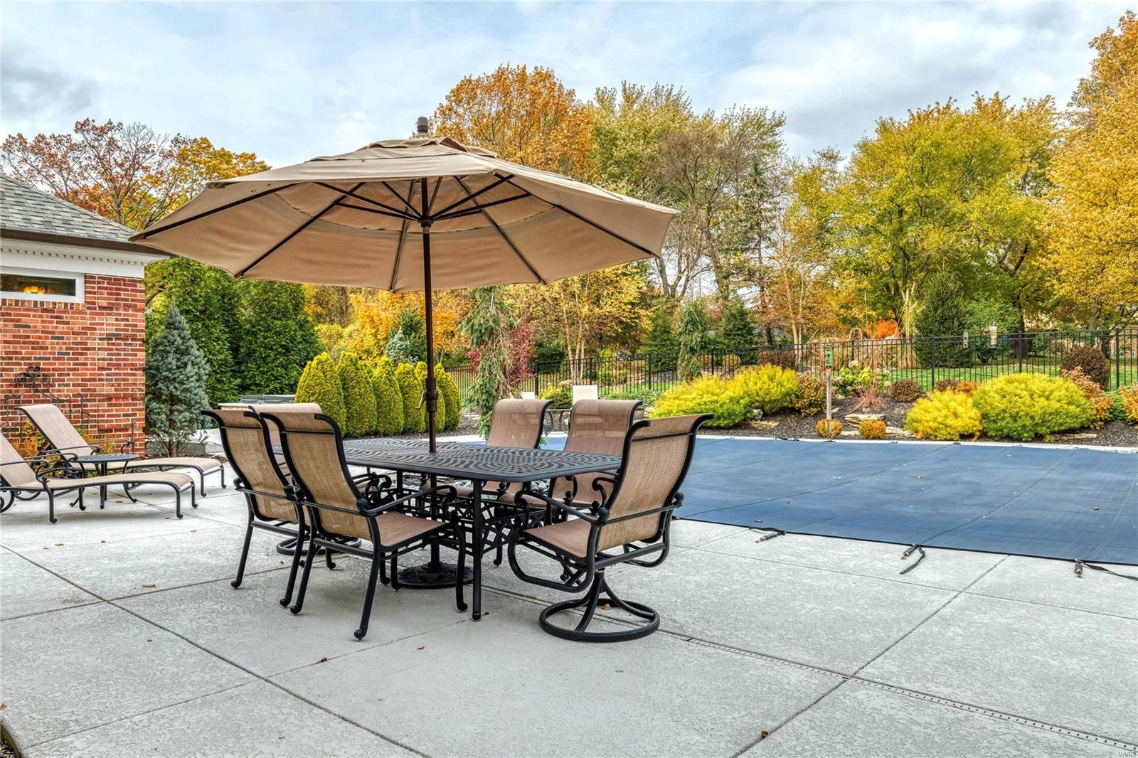 Dubon Lane - Residential