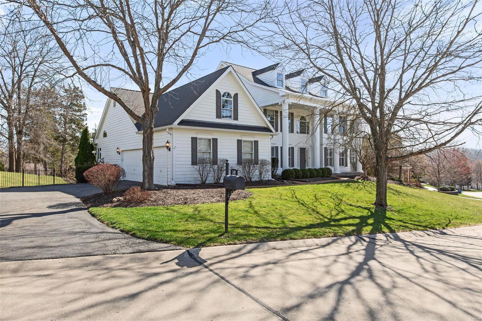 Pine Creek - Residential