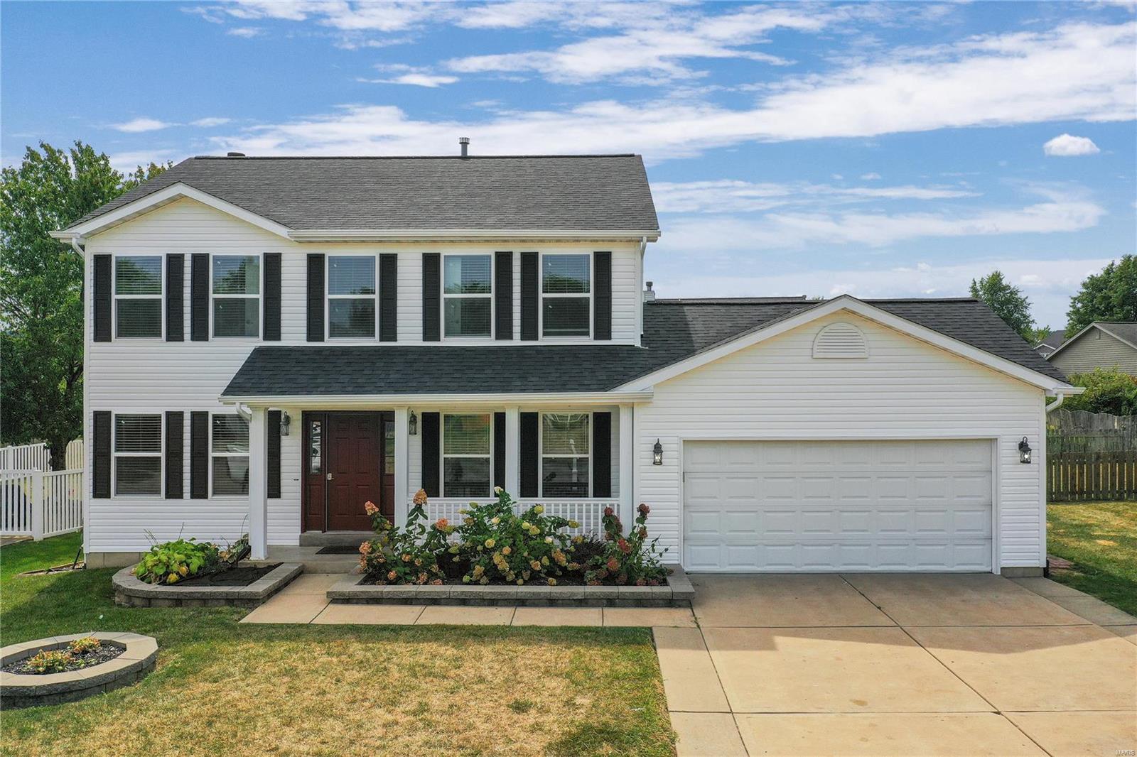 O'Fallon, Missouri 63366, United States, 4 Bedrooms Bedrooms, ,3 BathroomsBathrooms,Residential,Pending,46212