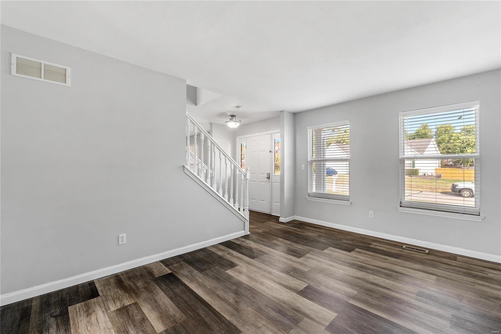 O'Fallon, Missouri 63366, United States, 4 Bedrooms Bedrooms, ,3 BathroomsBathrooms,Residential,Pending,46212