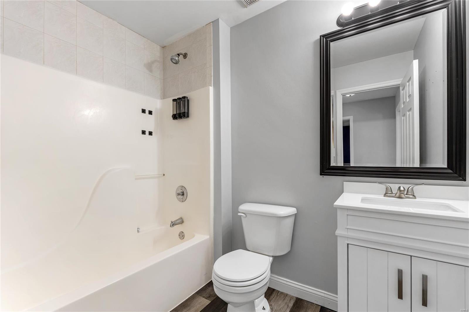 O'Fallon, Missouri 63366, United States, 4 Bedrooms Bedrooms, ,3 BathroomsBathrooms,Residential,Pending,46212