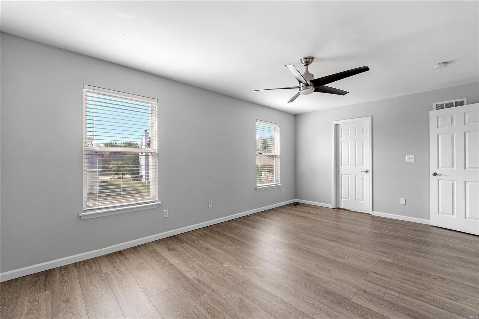 O'Fallon, Missouri 63366, United States, 4 Bedrooms Bedrooms, ,3 BathroomsBathrooms,Residential,Pending,46212