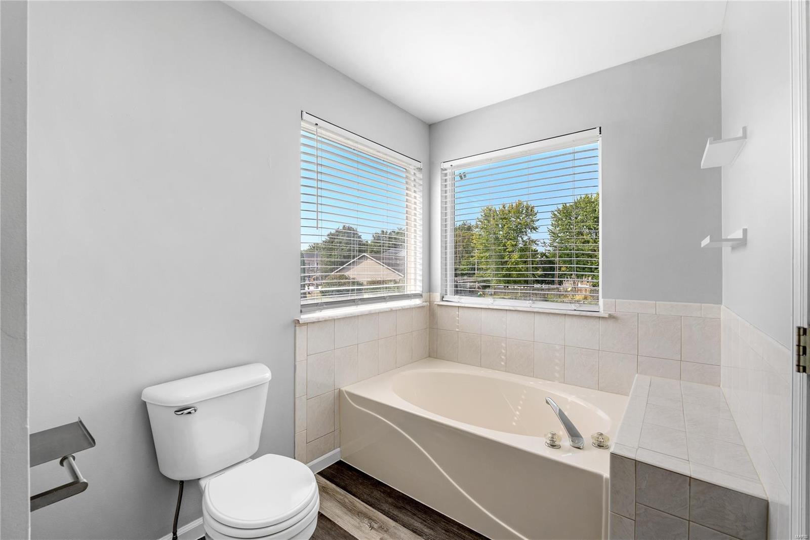 O'Fallon, Missouri 63366, United States, 4 Bedrooms Bedrooms, ,3 BathroomsBathrooms,Residential,Pending,46212