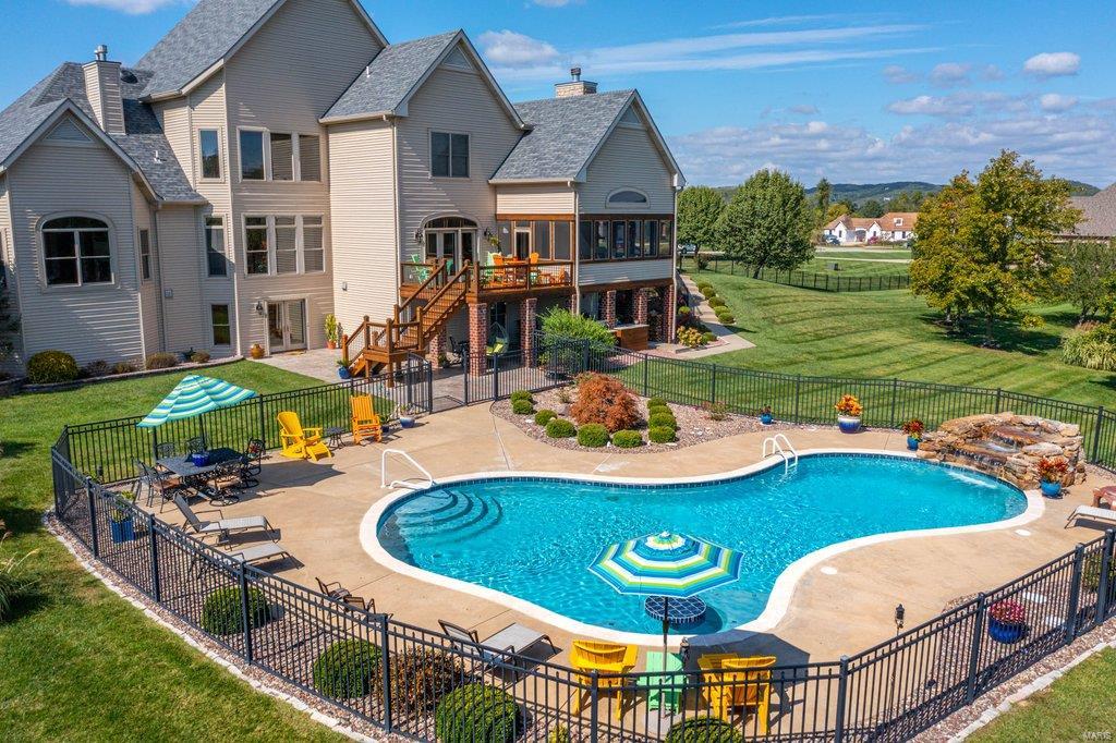 Crescent Meadows - Residential