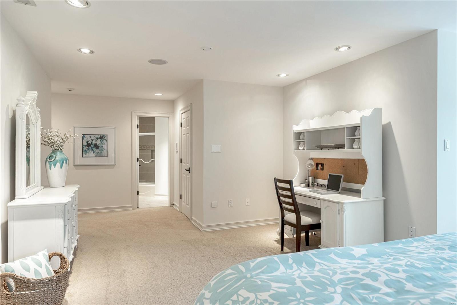 Camelot - Residential