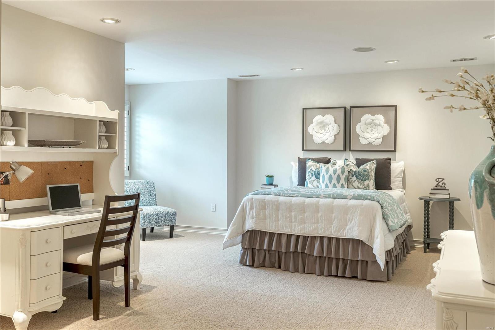 Camelot - Residential