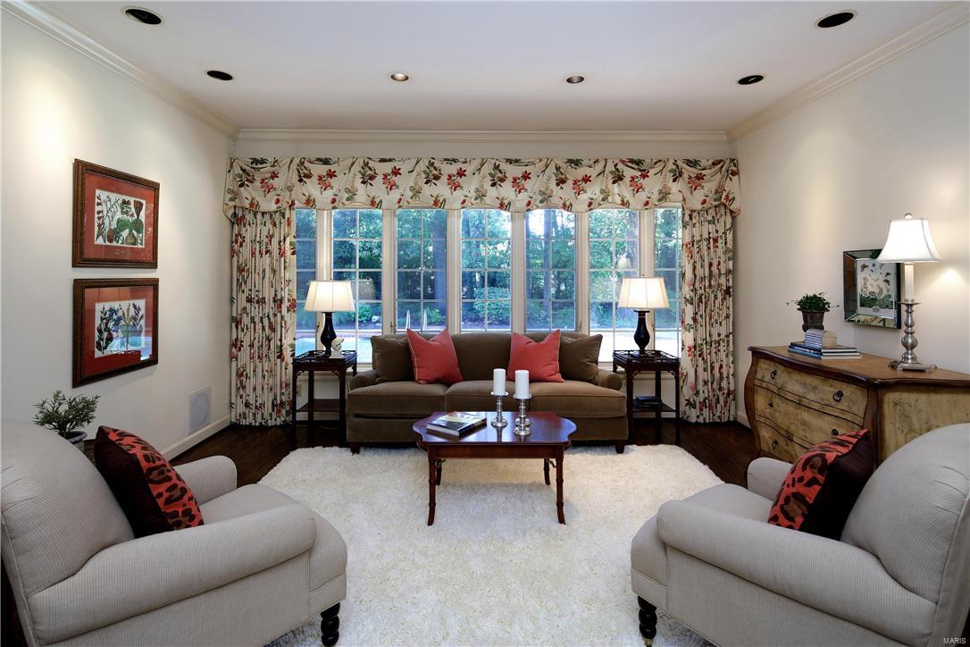 Subdivision of tr of land - Residential