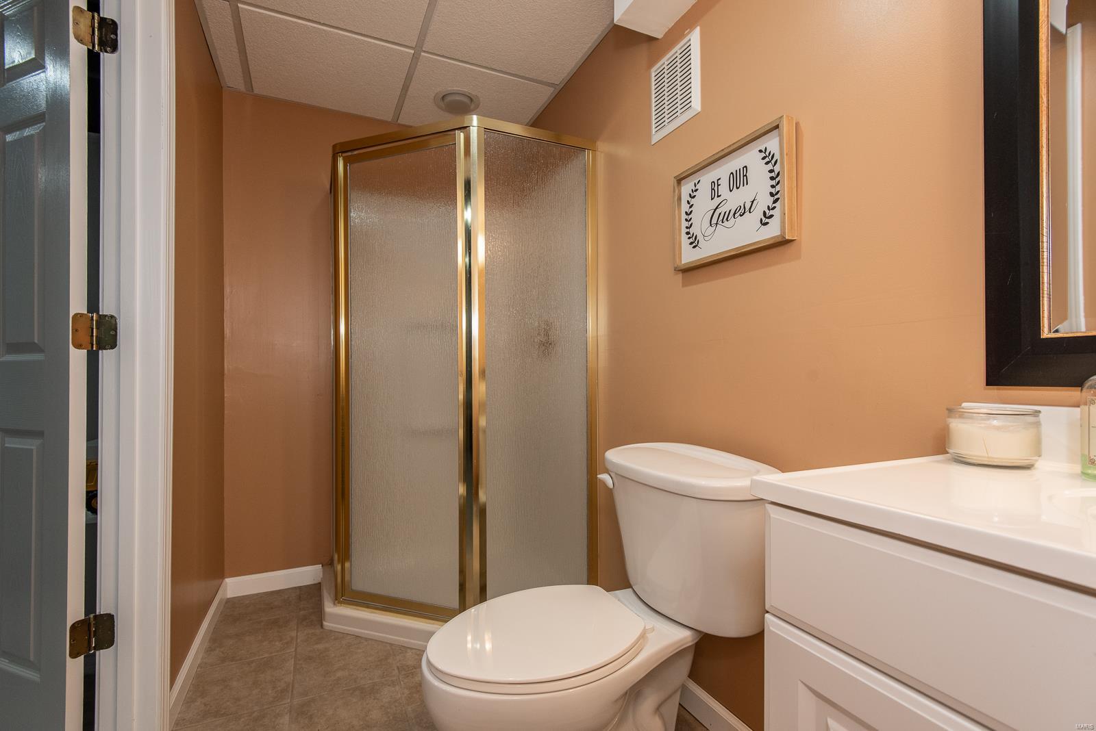 St Charles, Missouri 63304, United States, 4 Bedrooms Bedrooms, ,4 BathroomsBathrooms,Residential,Pending,120527