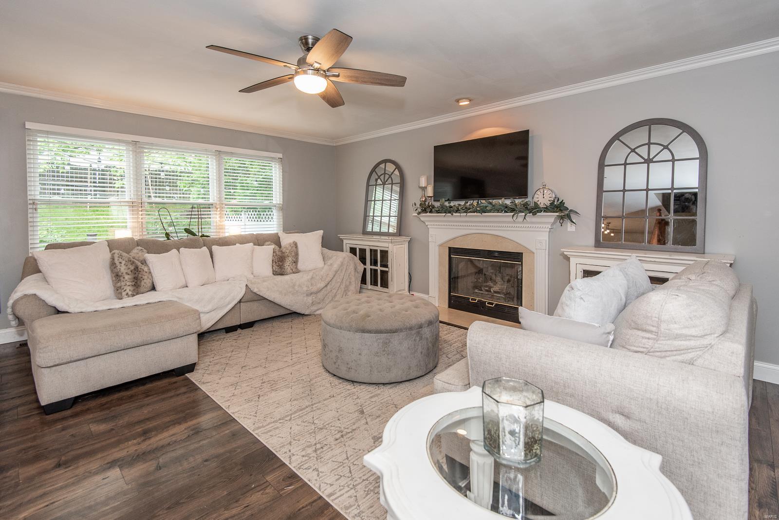 St Charles, Missouri 63304, United States, 4 Bedrooms Bedrooms, ,4 BathroomsBathrooms,Residential,Pending,120527