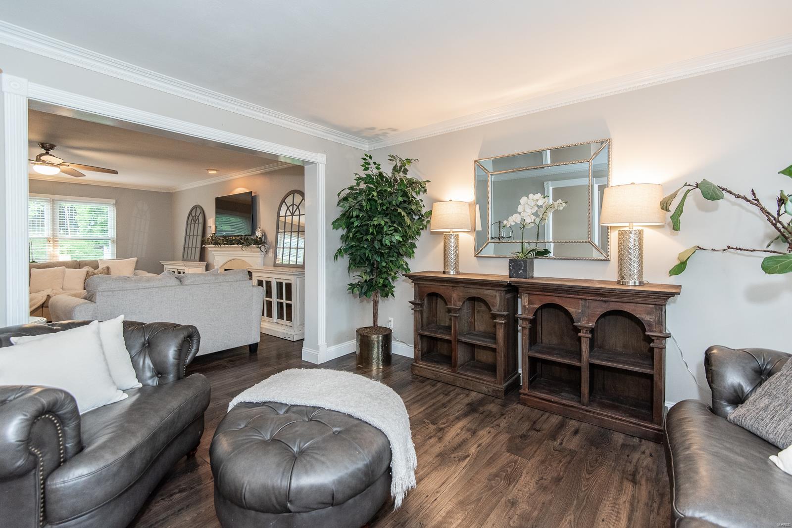 St Charles, Missouri 63304, United States, 4 Bedrooms Bedrooms, ,4 BathroomsBathrooms,Residential,Pending,120527