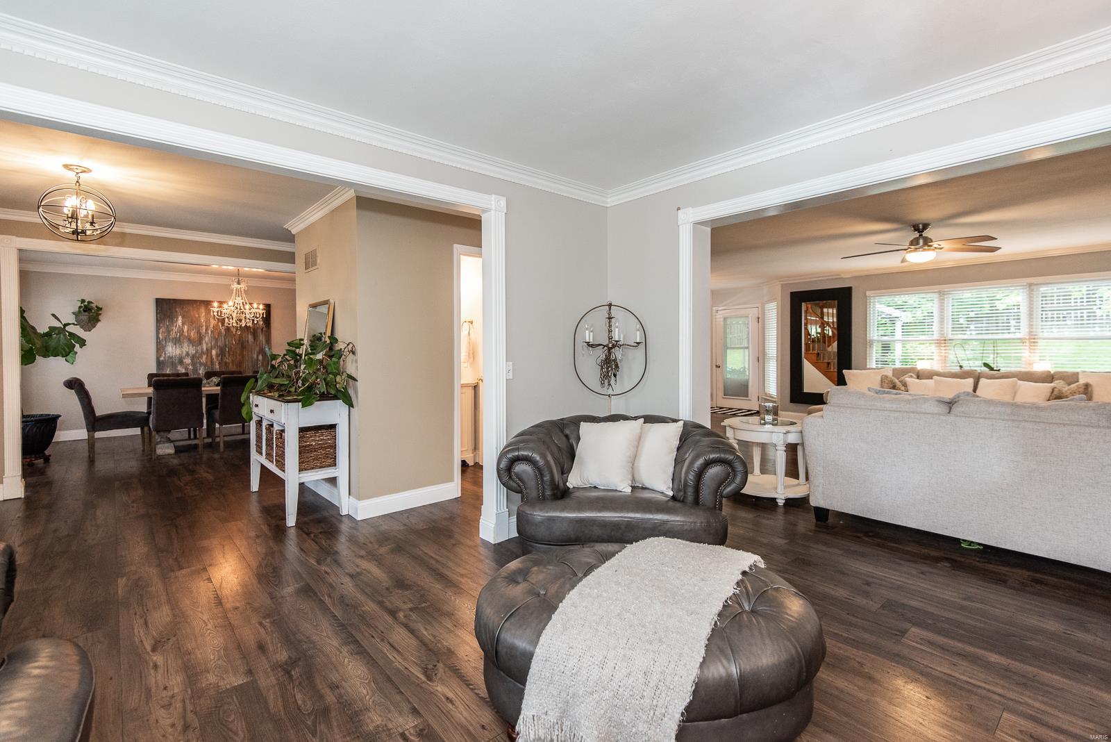 St Charles, Missouri 63304, United States, 4 Bedrooms Bedrooms, ,4 BathroomsBathrooms,Residential,Pending,120527