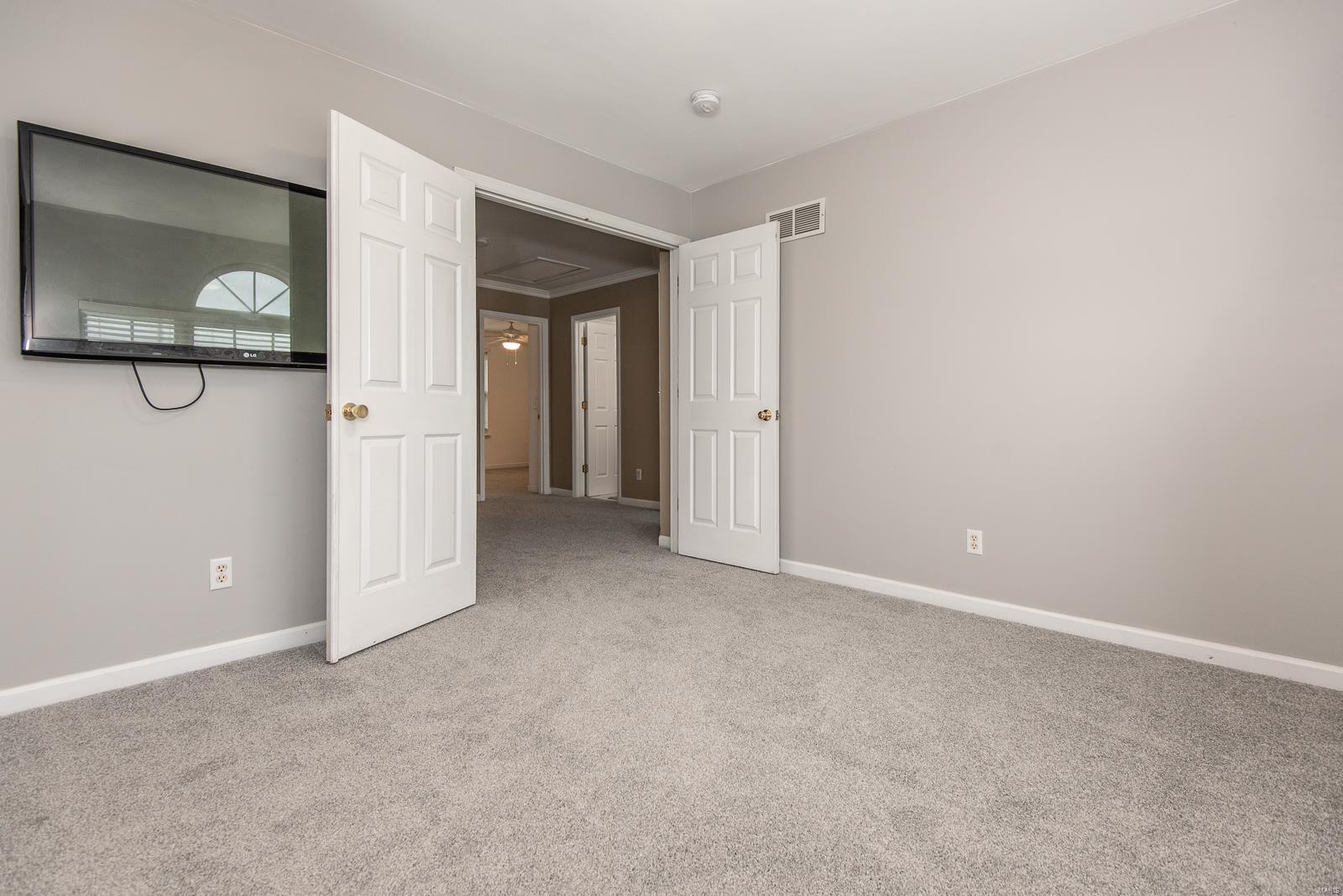 St Charles, Missouri 63304, United States, 4 Bedrooms Bedrooms, ,4 BathroomsBathrooms,Residential,Pending,120527