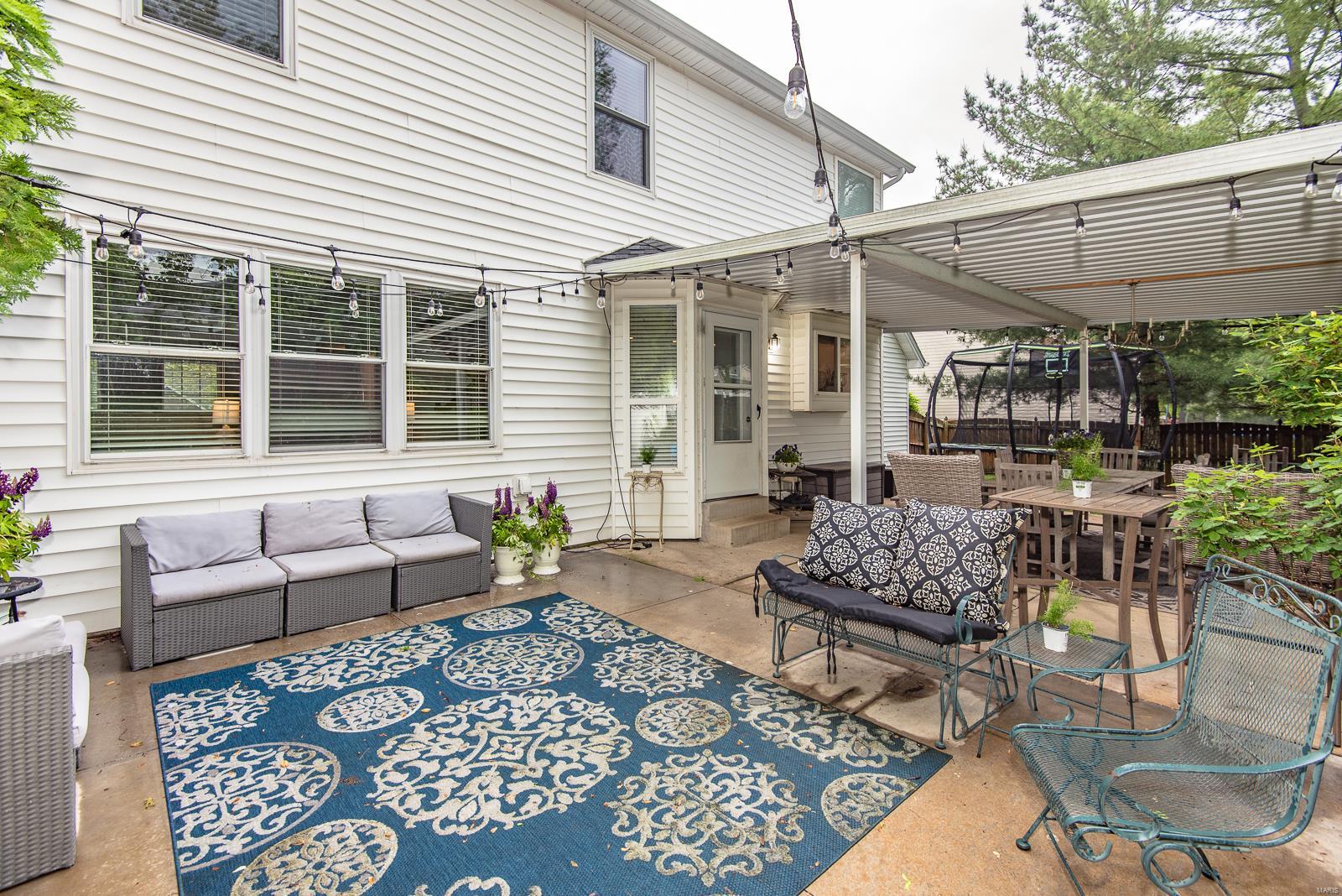 St Charles, Missouri 63304, United States, 4 Bedrooms Bedrooms, ,4 BathroomsBathrooms,Residential,Pending,120527