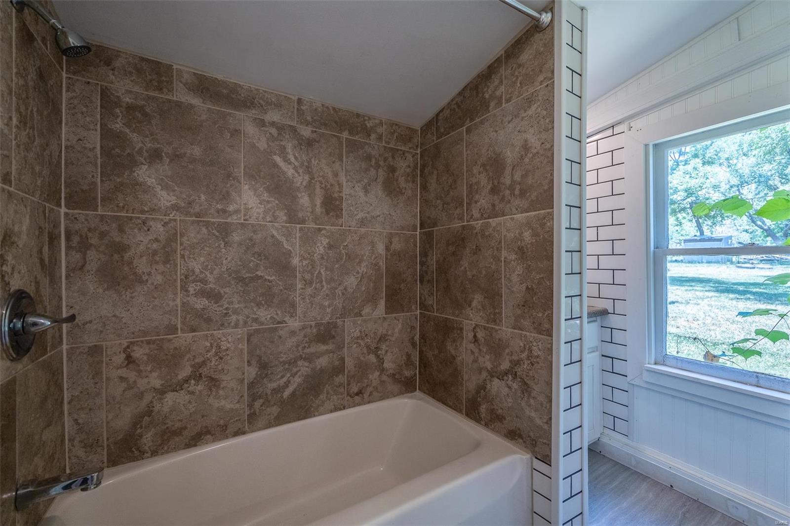 Lebanon - Residential