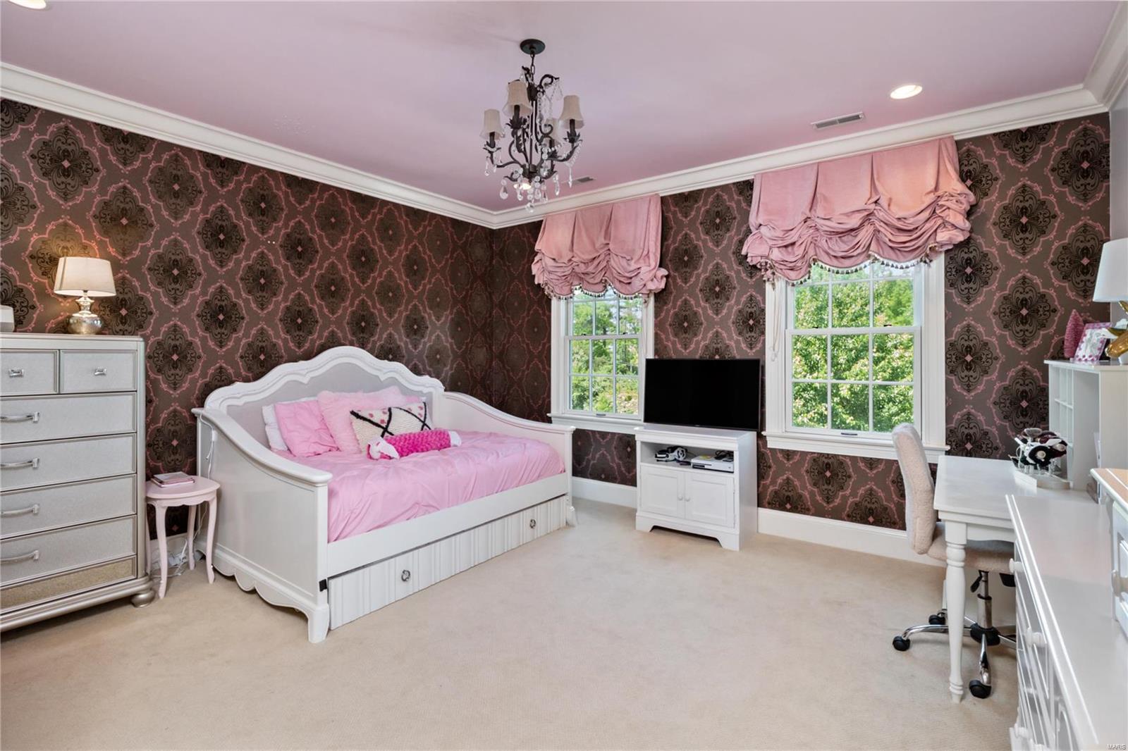 Vandiver Place - Residential