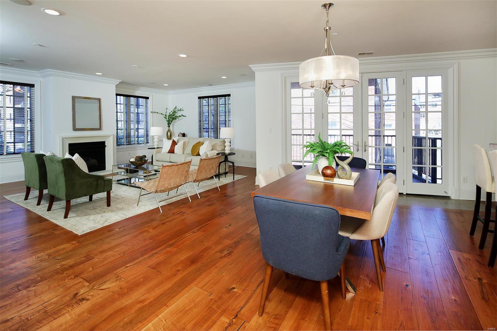 Brighton ll Condominium - Residential