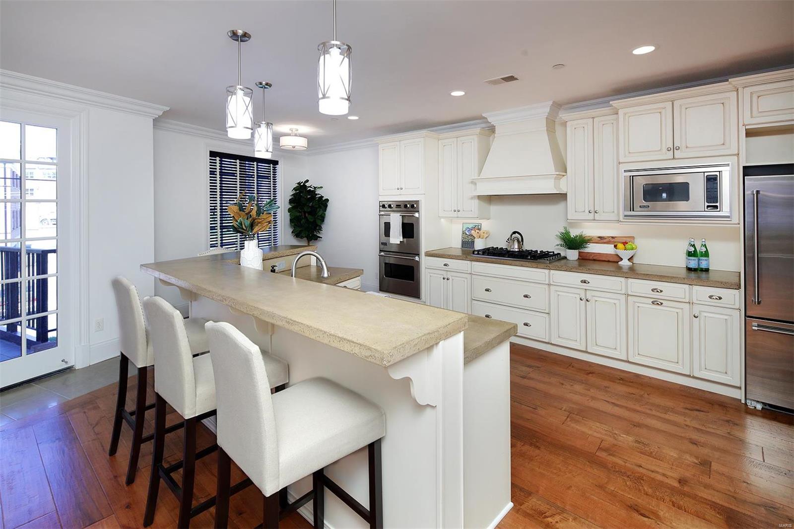 Brighton ll Condominium - Residential