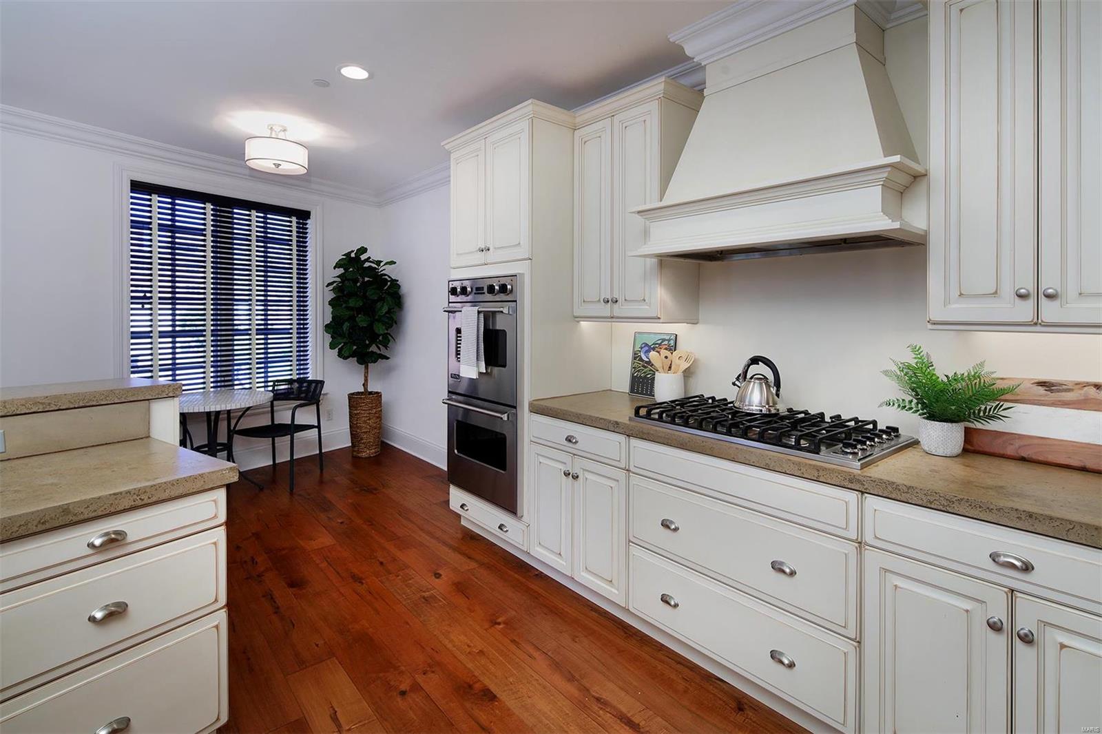 Brighton ll Condominium - Residential