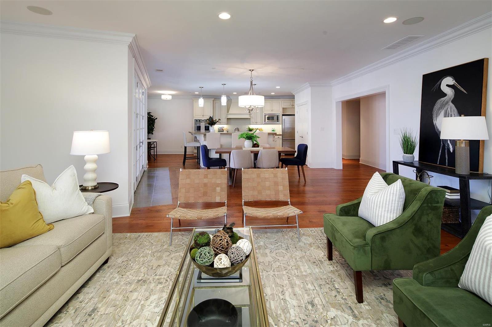 Brighton ll Condominium - Residential